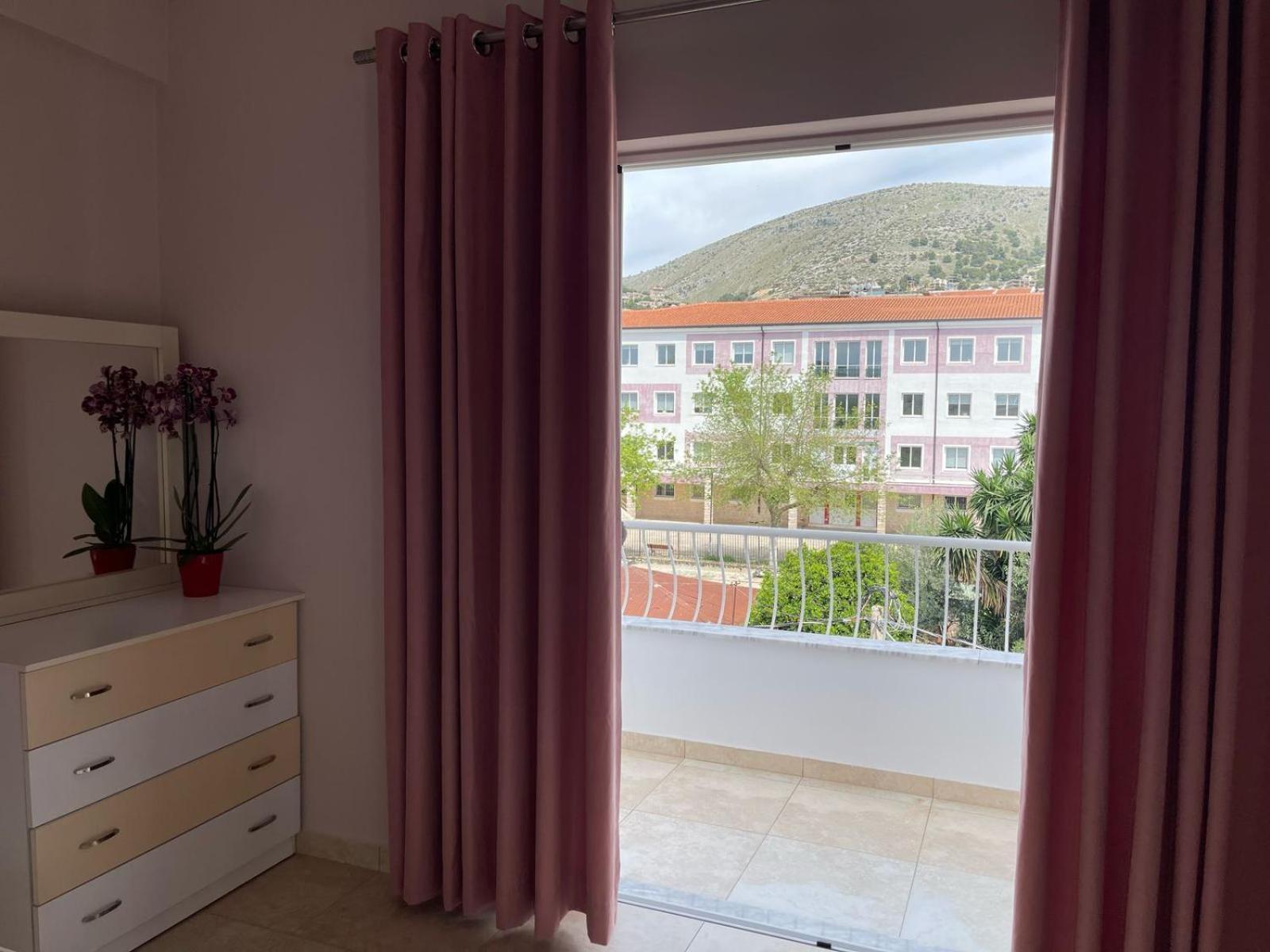 סרנדה Linda Home מראה חיצוני תמונה