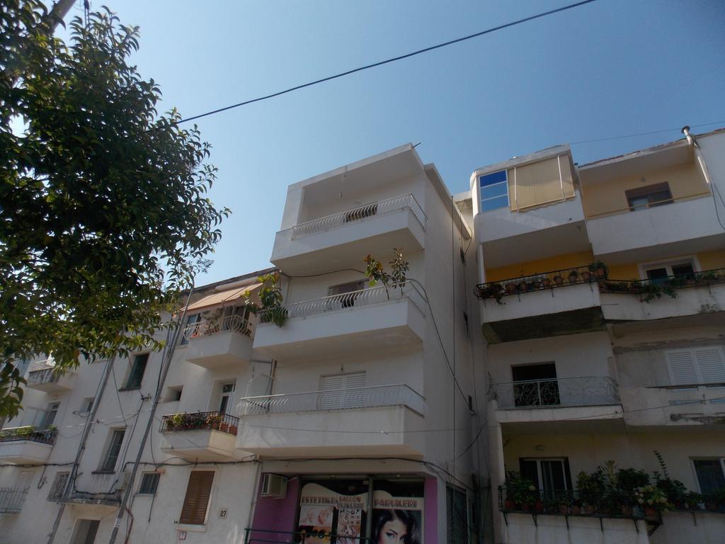סרנדה Linda Home מראה חיצוני תמונה